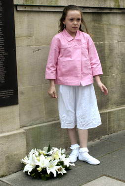 Laying the wreath